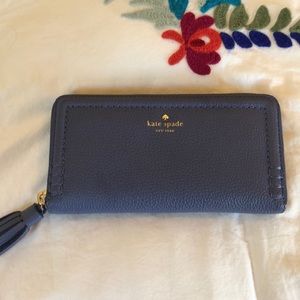 Kate spade wallet! Like new